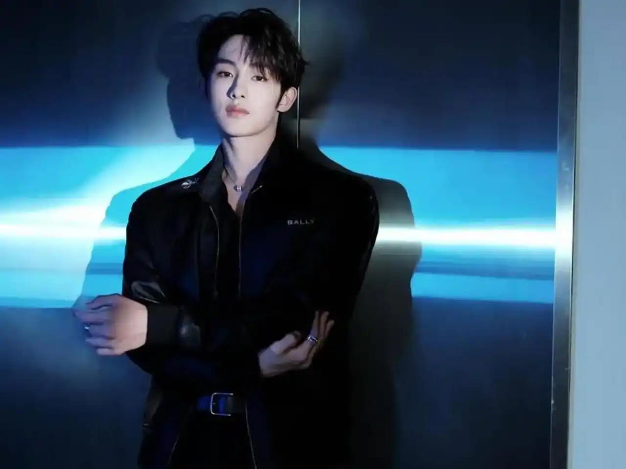 Winwin - foto resmi setelah pengumuman kontrak berakhir dengan SM Entertainment