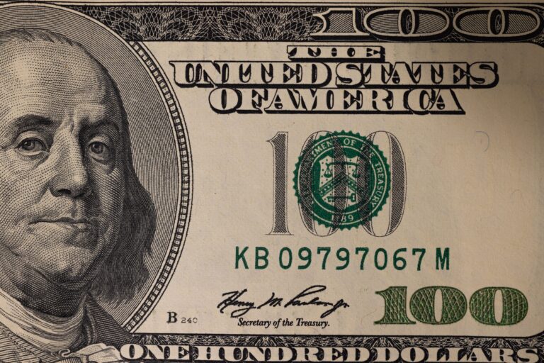 Dollar oshdi: 29-iyul uchun valyutalar kursi e’lon qilindi