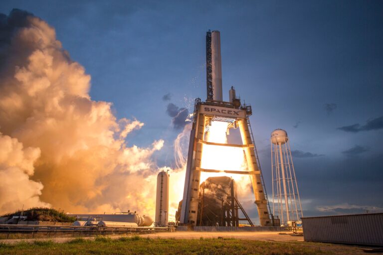 SpaceX kompaniyasi Starship’ning 13-sinov parvozini qoldirdi