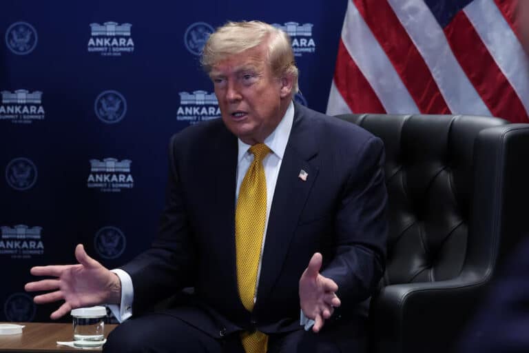 Trump Orders Halt on Spain Trade Over NATO Disputes