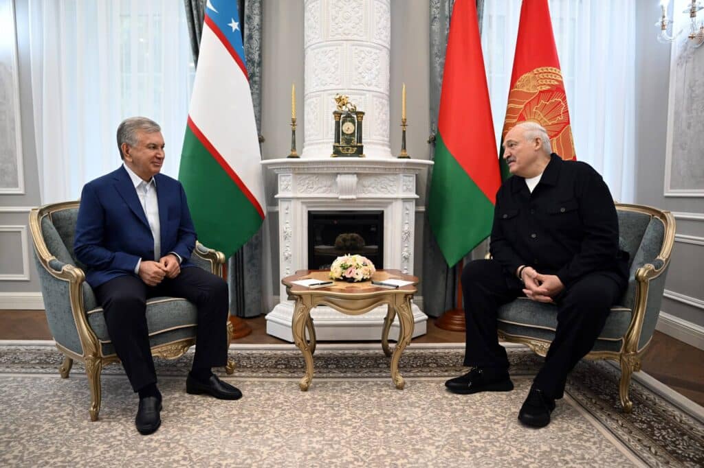 O‘zbekiston va Belarus prezidentlari norasmiy uchrashuv o‘tkazdi