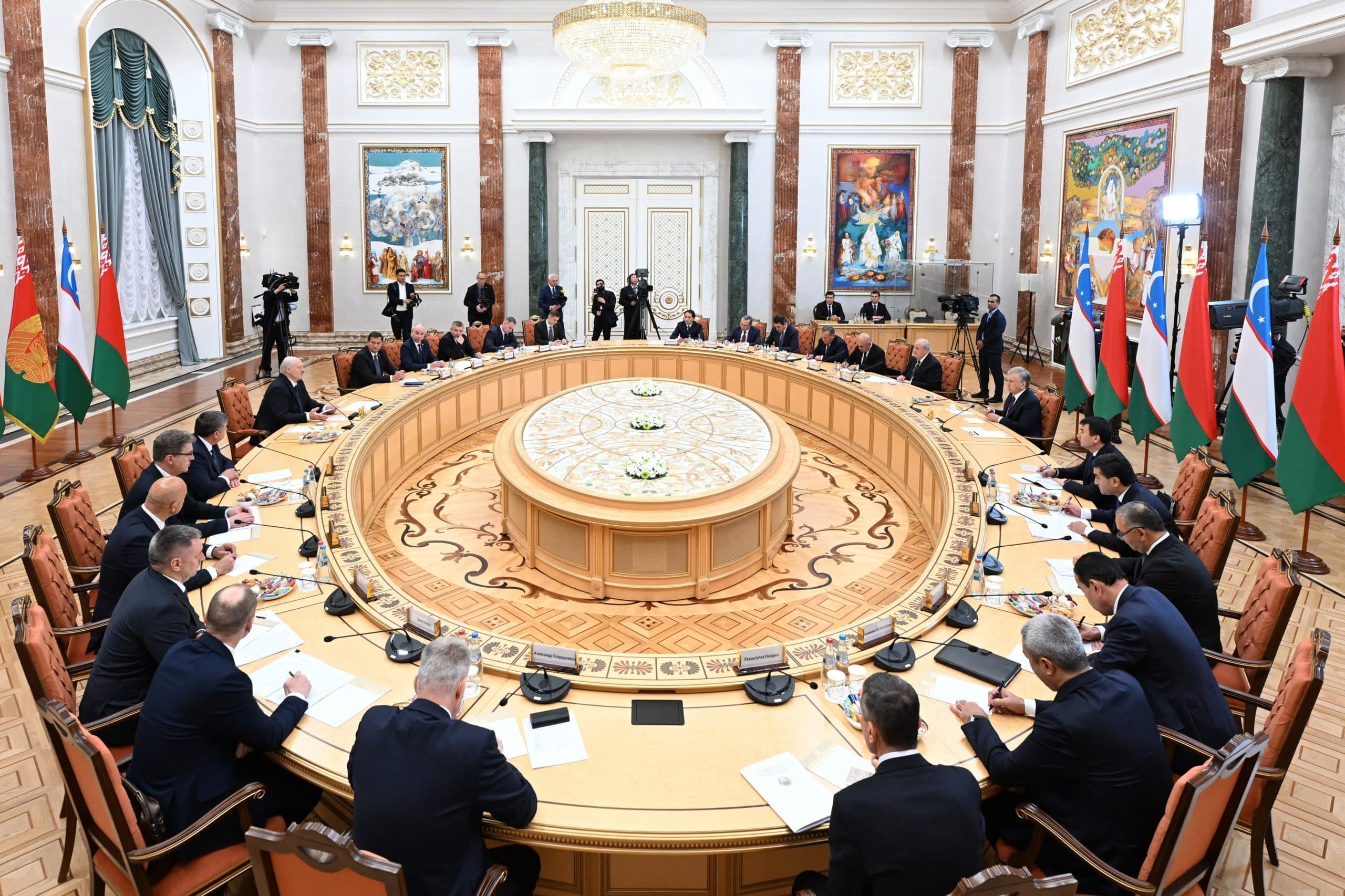 Mirziyoyev va Lukashenko strategik sheriklik deklaratsiyasini imzoladi