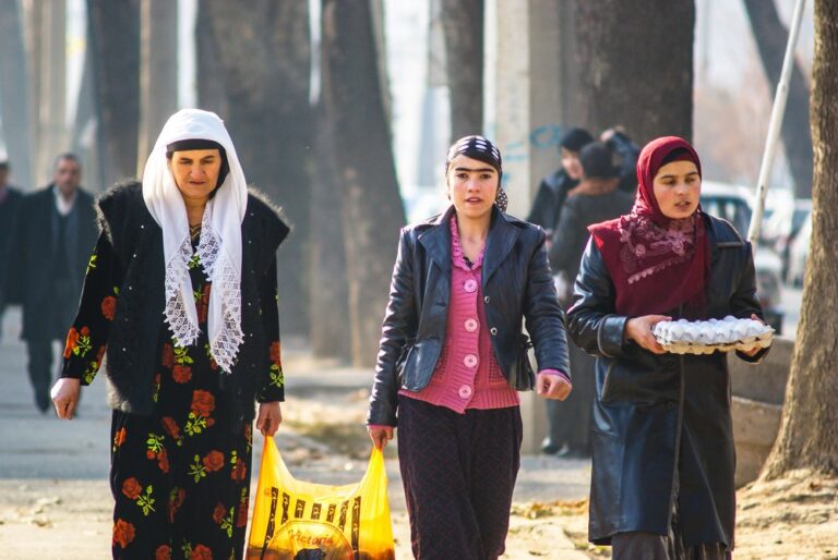 Only One in Four Tajik Residents Lives in a City, Study Finds
