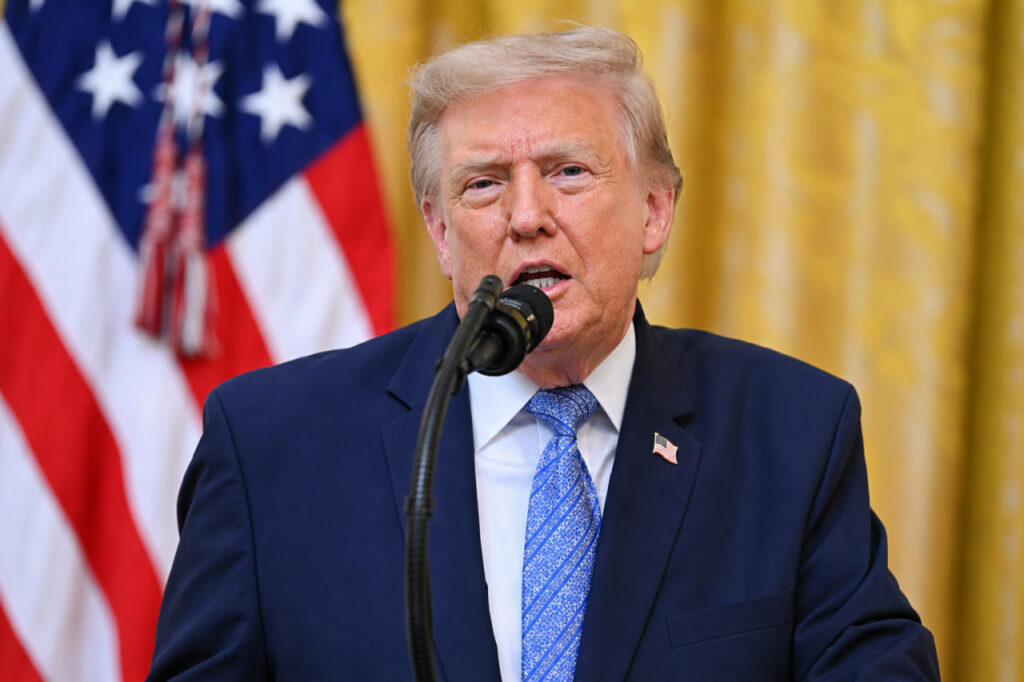 Donald Tramp Kanadadagi tutun uchun bojlarni oshirmoqchi