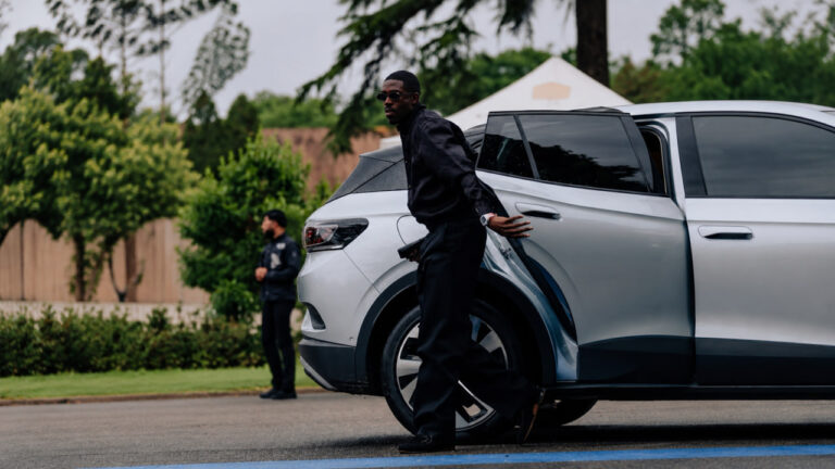Bentley, Ferrari va Mercedes: Dembele qanday avtomobillardan foydalanadi