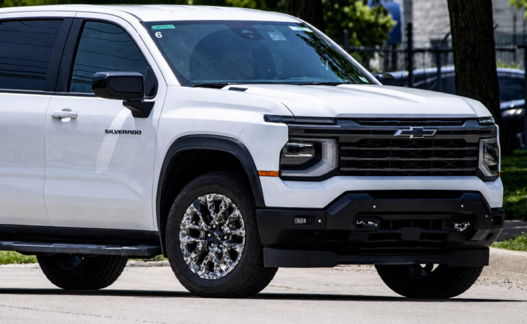 Chevrolet yangi avtomobilini namoyish etdi — foto