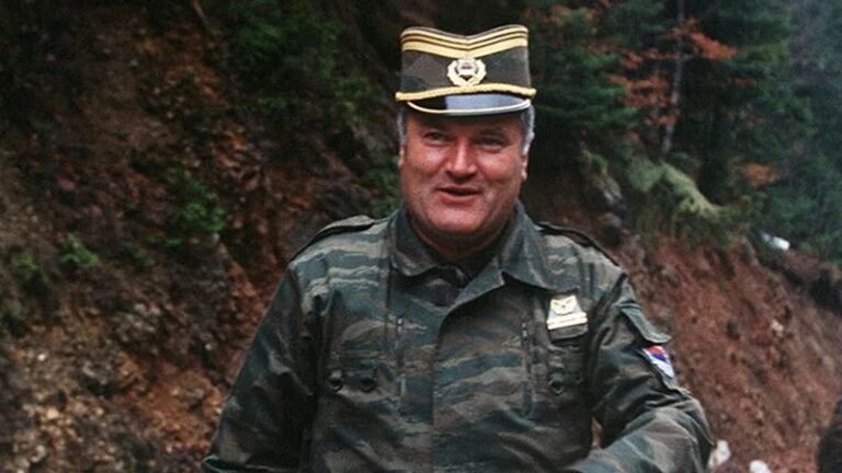 Ratko Mladić, who faced NATO in Yugoslav wars, dies at 84
