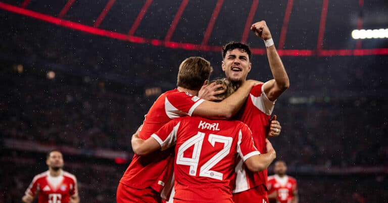 Бавария разгромила Штутгарт со счетом 5:1