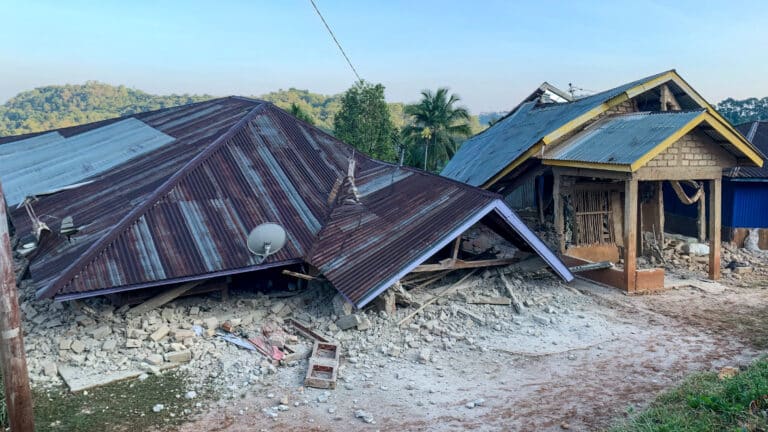 Indoneziyadagi zilzilada o‘zbekistonliklar jabrlanmagan — TIV