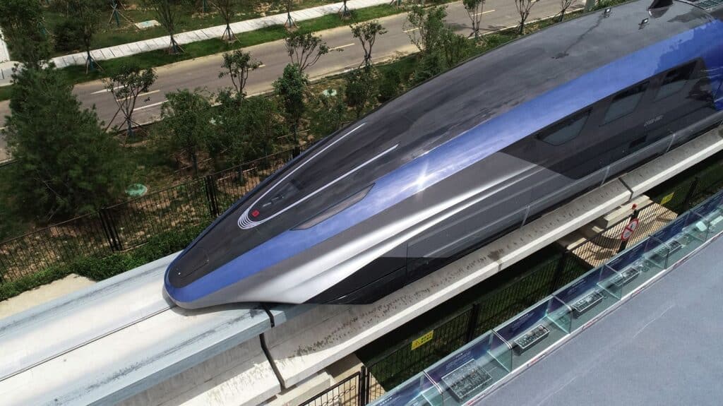 China’s maglev train model hits 800 km/h in 5.3 seconds