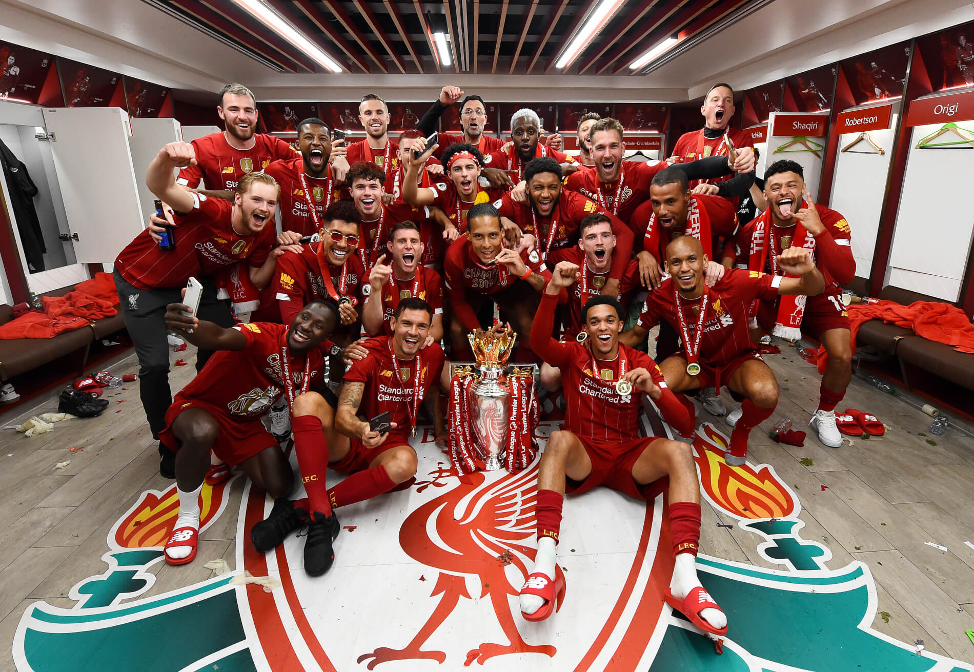 Джефф Безос близок к покупке доли в «Ливерпуле» — Sky Sports