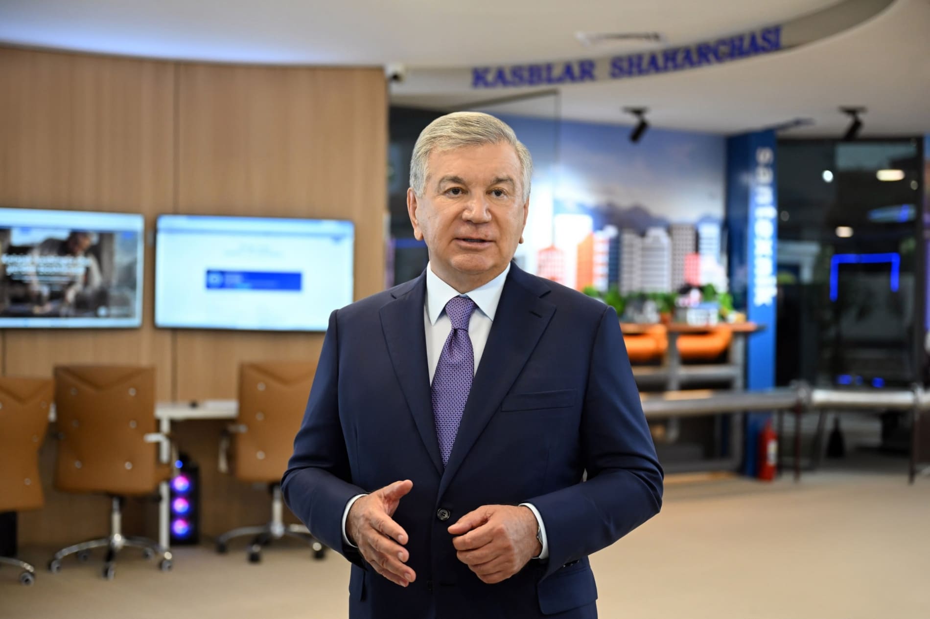 Мирзиёев: кредитный портфель бизнеса в Узбекистане достиг 450 трлн сумов