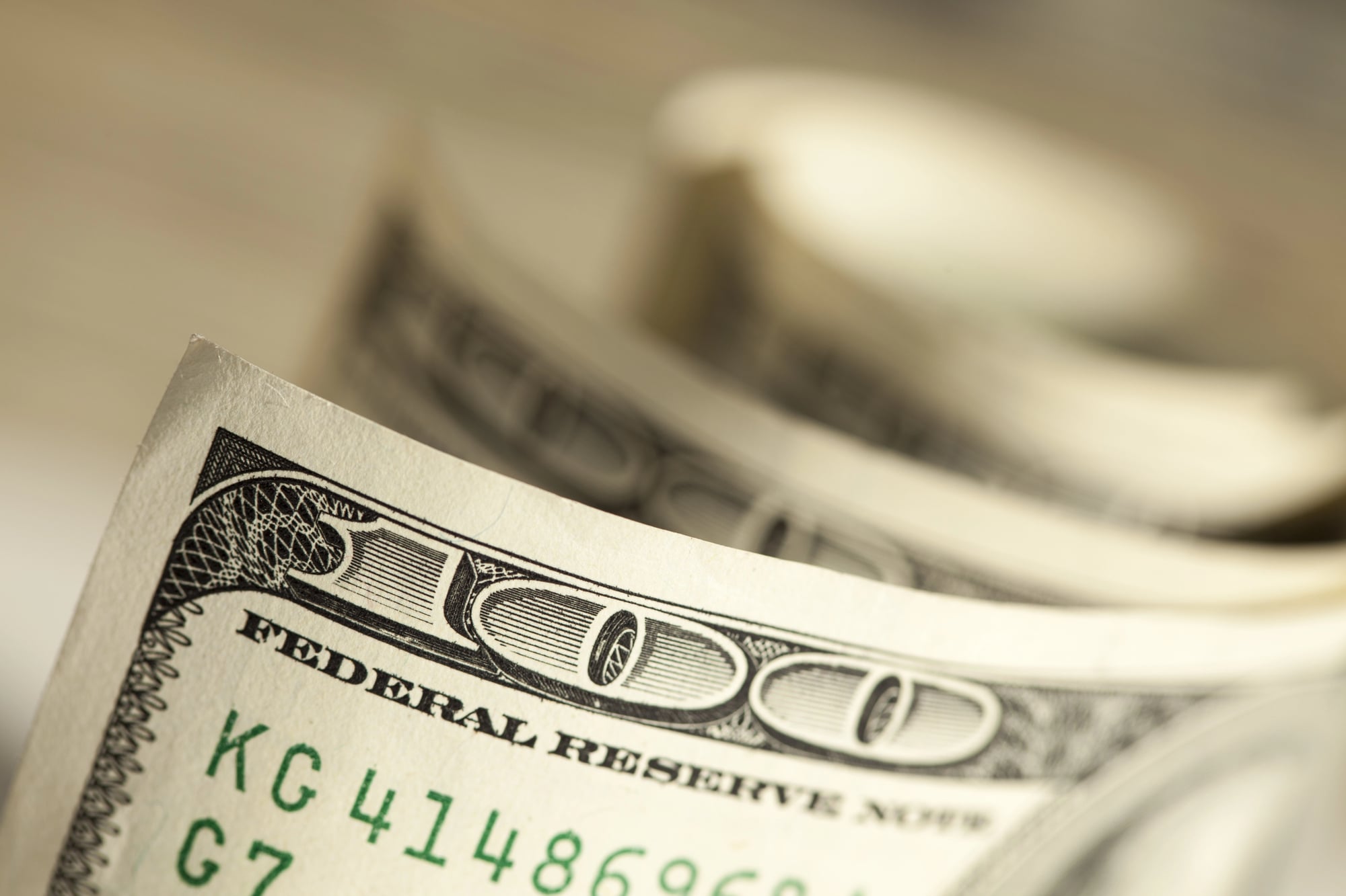 Dollar tushdi: 25-avgust uchun valyutalar kursi e’lon qilindi