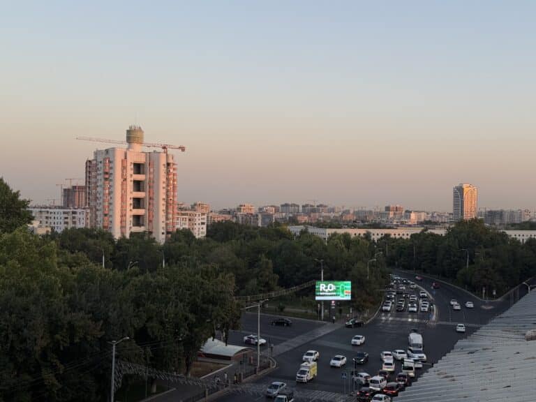 Жара не отступает: в Ташкенте 28 августа ожидается до +37°