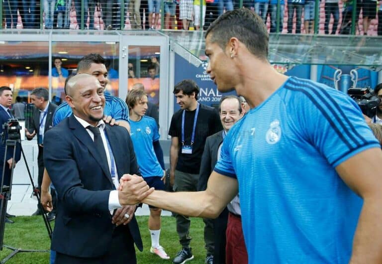 Afsonaviy futbolchi Islom dinini qabul qildimi
