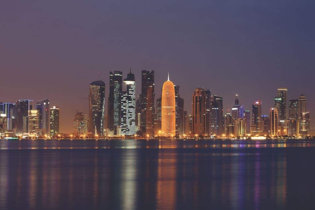 Qatar o‘zbekistonliklarni 10 yo‘nalish bo‘yicha ishga taklif qilmoqda