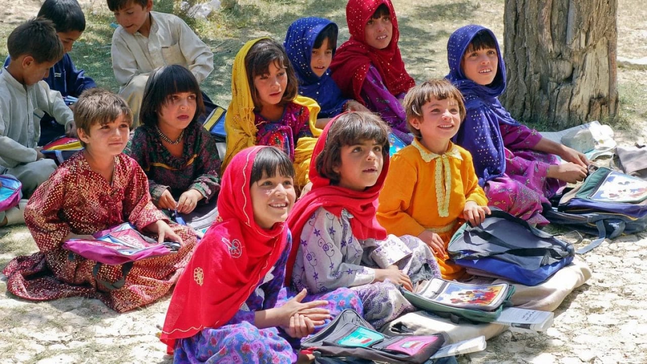 Afg‘onistonda 2,4 mln qiz o‘rta ta’limdan mahrum