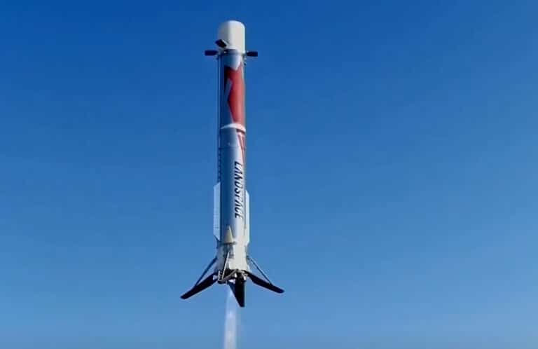 На уровне SpaceX и Blue Origin: китайская Zhuque-3 вернула из космоса аппарат Honghu-03