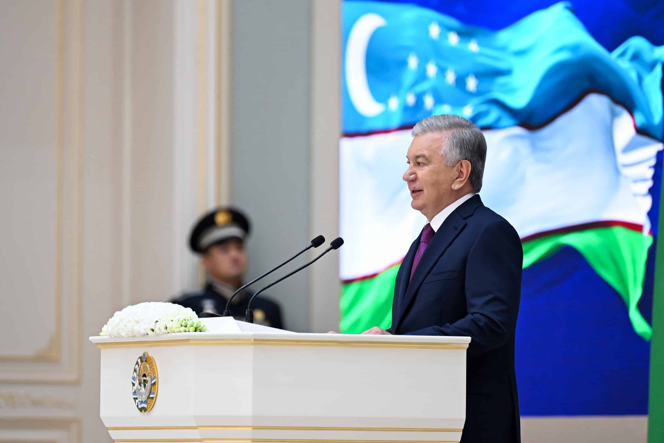Yoshlarimiz sizlarga o‘xshashga intiladi — prezident 558 nafar mukofot sohibiga murojaat qildi