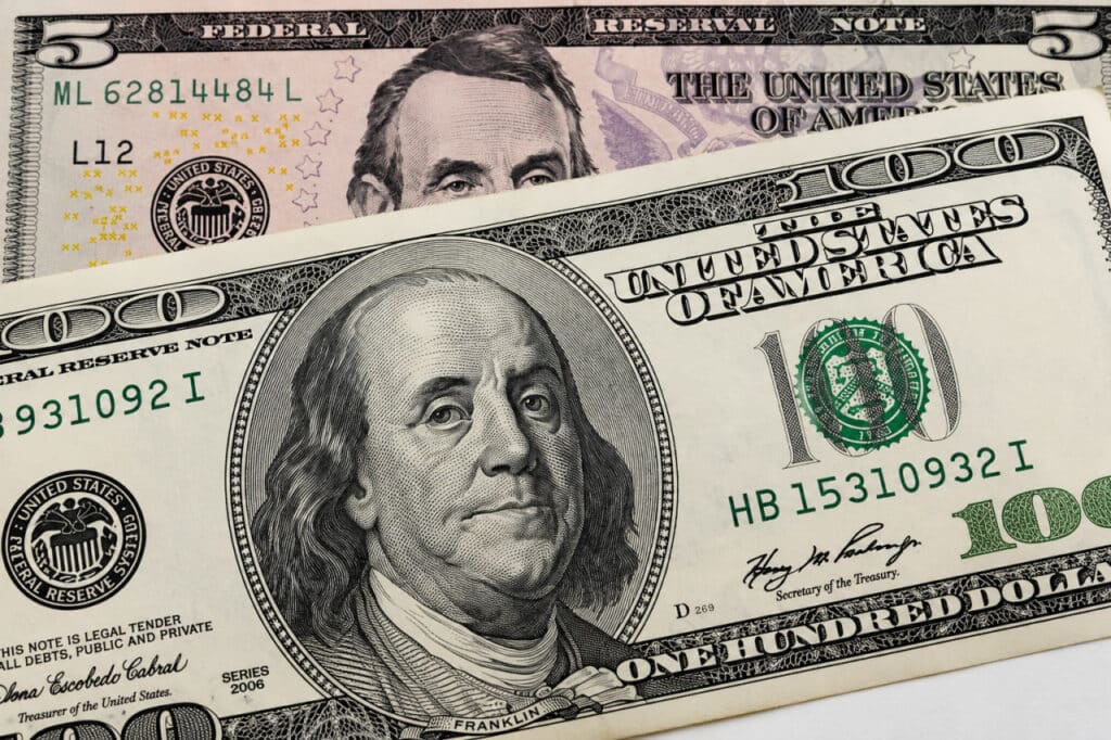 Dollar tushdi: 28-avgust uchun valyutalar kursi e’lon qilindi