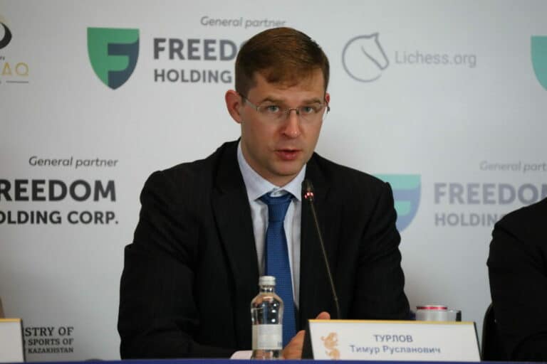 Timur Turlov FIDE prezidenti saylovi oldidan shaxmatni qoʻllab-quvvatlash uchun 7 mln dollarlik dastur taklif qildi