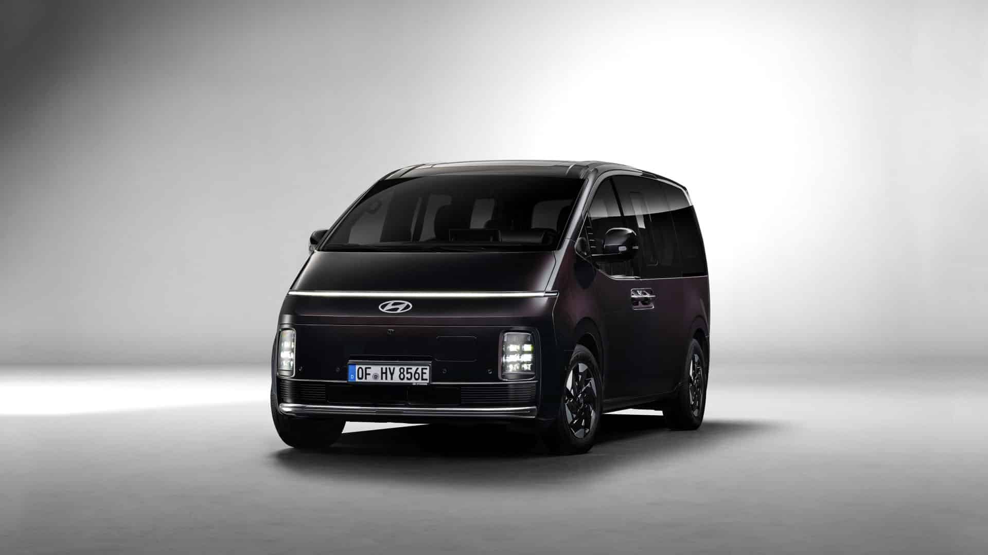 Hyundai Staria Electric — электрический минивэн