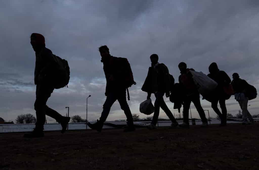 Rossiyadan 100 mingga yaqin migrantlar quvildi