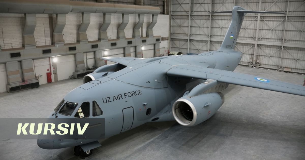 Embraer unveils Uzbekistan's C-390 military cargo plane
