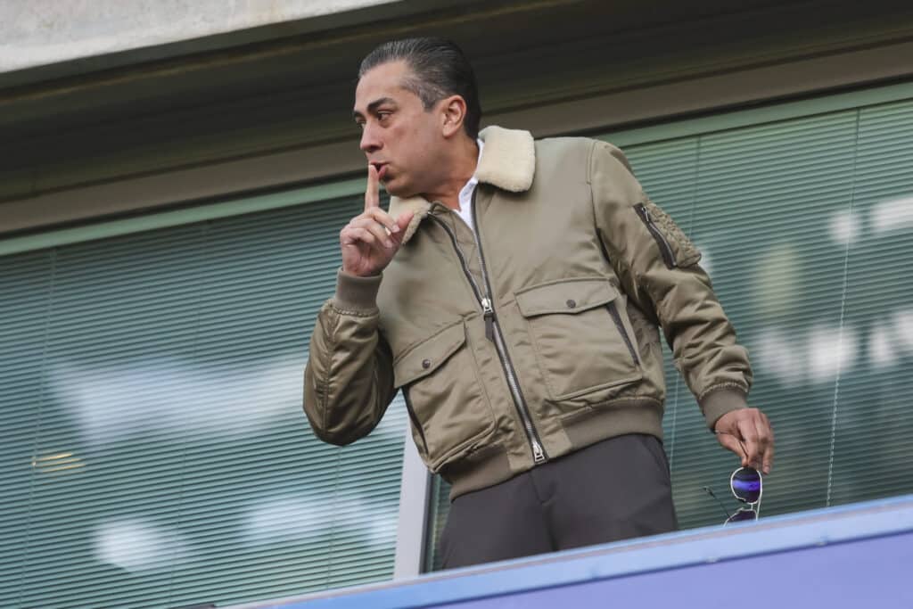 Eronlik milliarder «Chelsi»ni sotib oldi