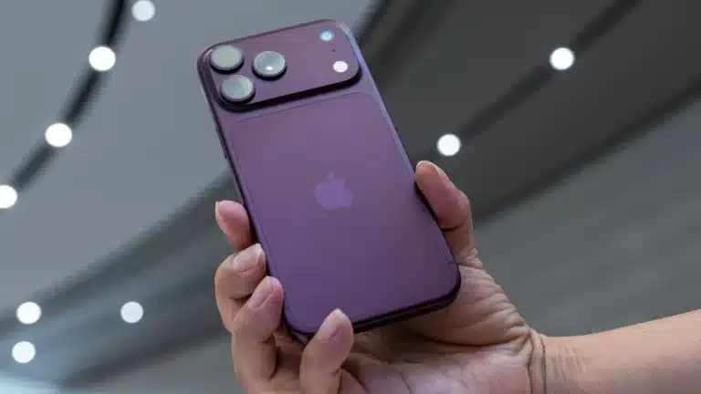 iPhone 18 Pro pre-orders smash records across Chinese retailers