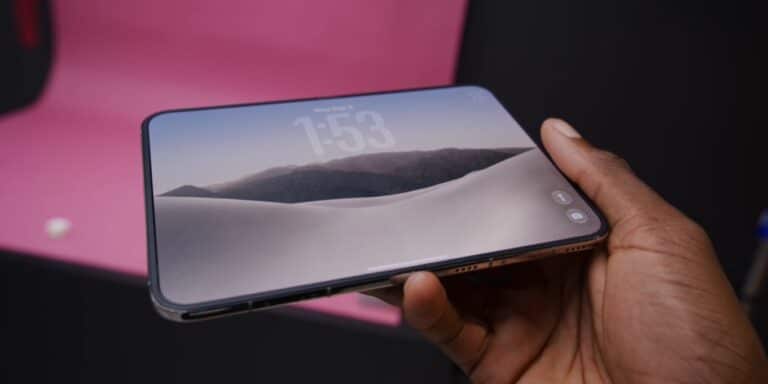 iPhone Duo may grow into Max, Mini and cheaper SE models