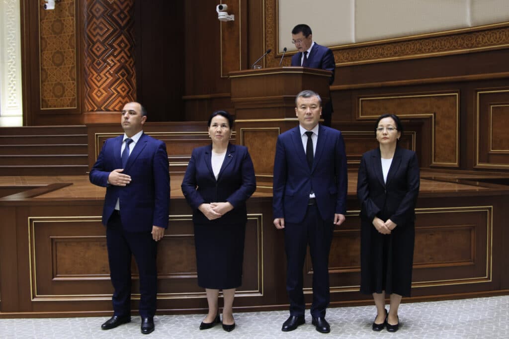 Oliy va Konstitutsiyaviy sud tarkibida o‘zgarishlar bo‘ldi
