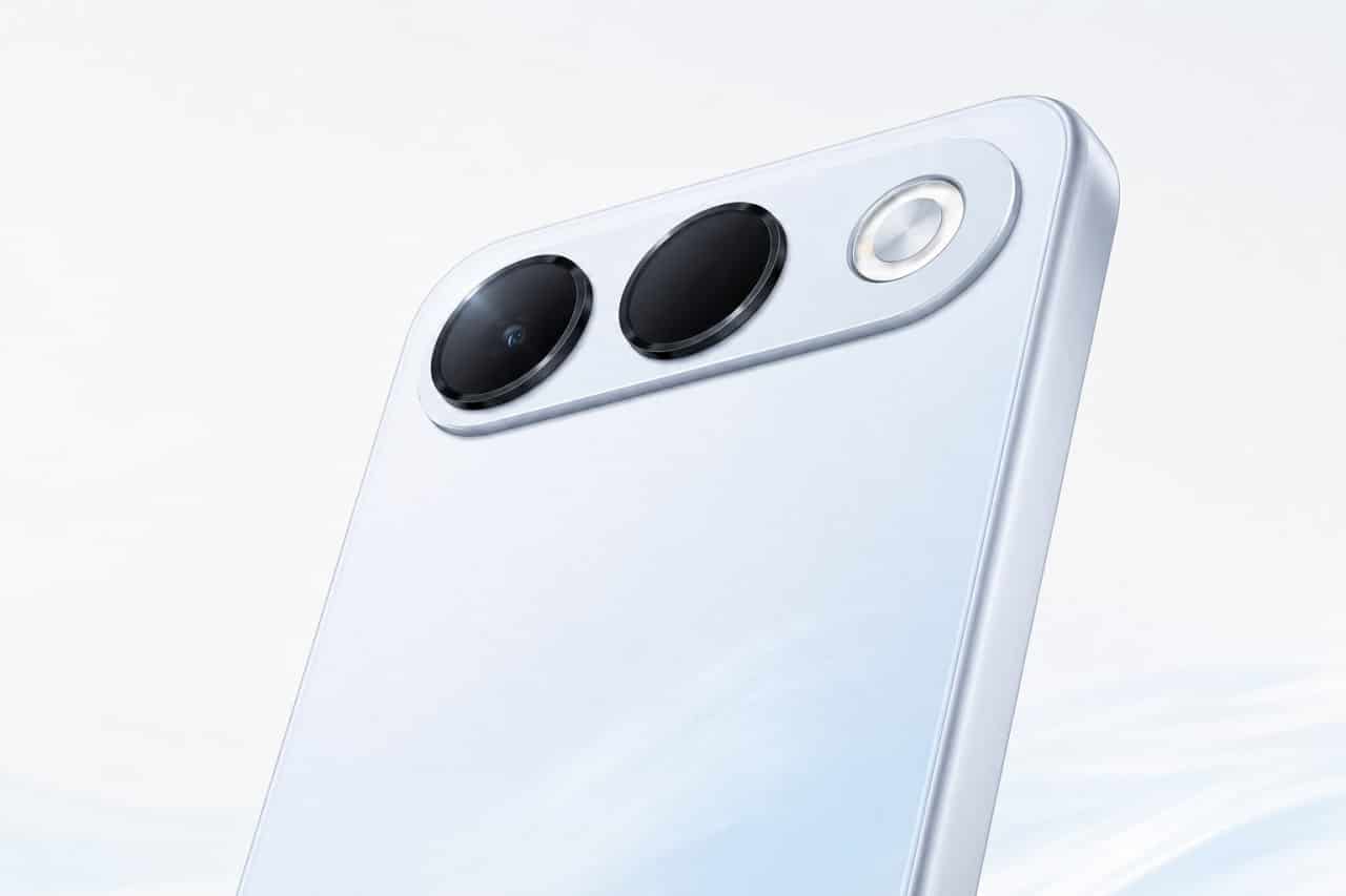 Oppo A7 Pro 8000 mA/soat batareya bilan taqdim etildi