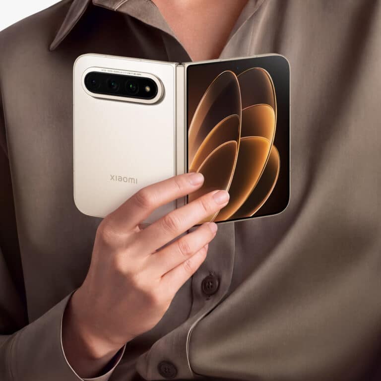 Xiaomi 18 Fold gains new colours days before official launch