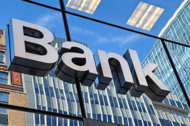 Banklarni sanatsiya qilishda baholash tartibi belgilandi