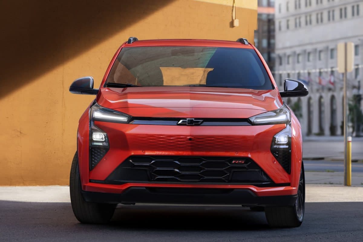 Chevrolet Bolt yil avtomobili mukofotiga da’vogar bo‘ldi