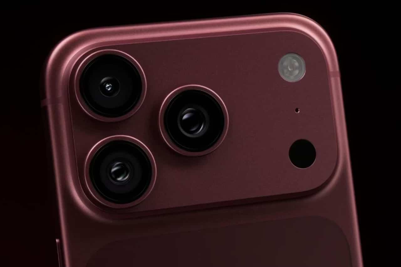 Rossiyaning «M.Video» chakana tarmog‘i Apple’ning yangi qurilmalari bo‘yicha dastlabki bir haftalik oldindan buyurtma natijalarini e’lon qildi. Unga ko‘ra, eng ko‘p buyurtma qilingan smartfon iPhone 18 Pro Max bo‘ldi.