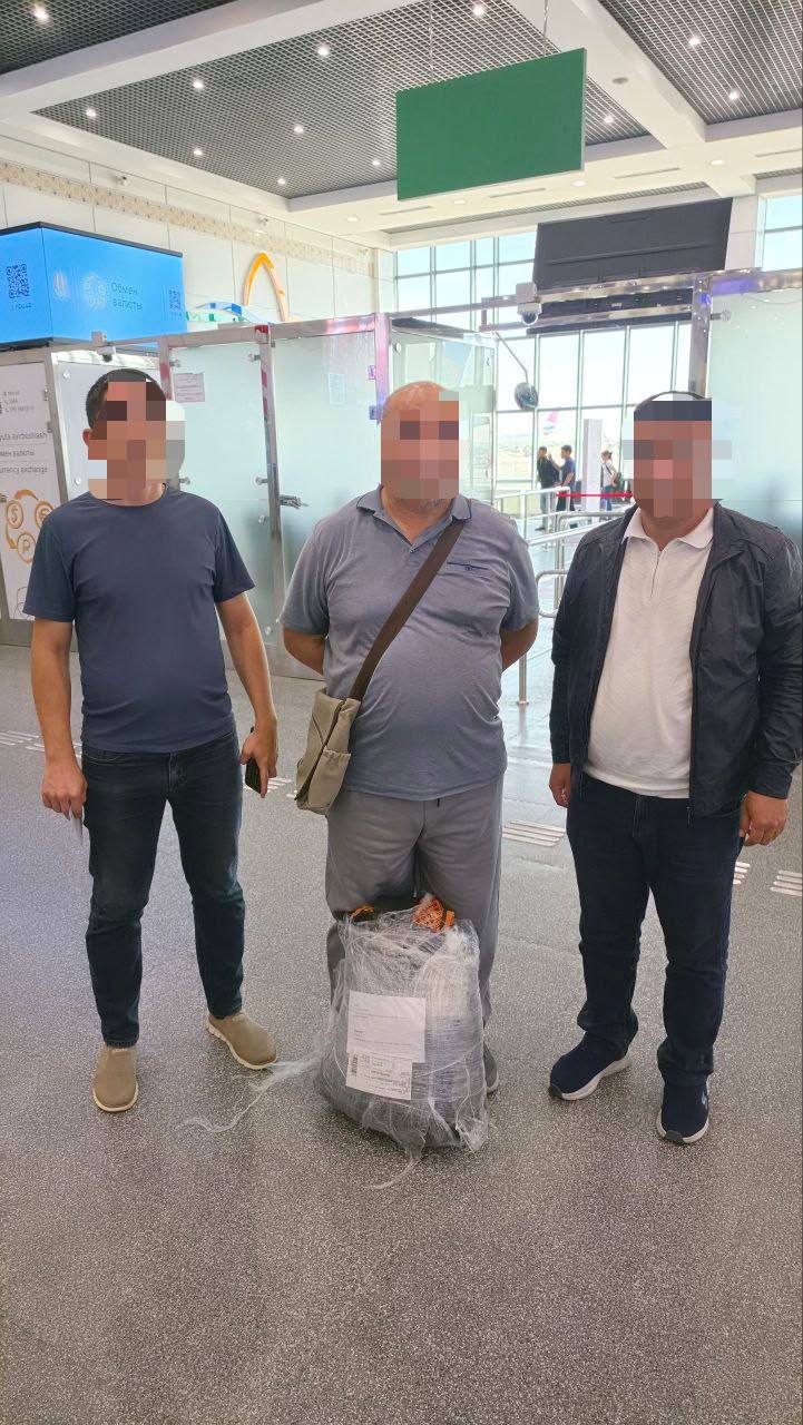 Turkiyada qo‘lga olingan xalqaro qidiruvdagi shaxs O‘zbekistonga qaytarildi