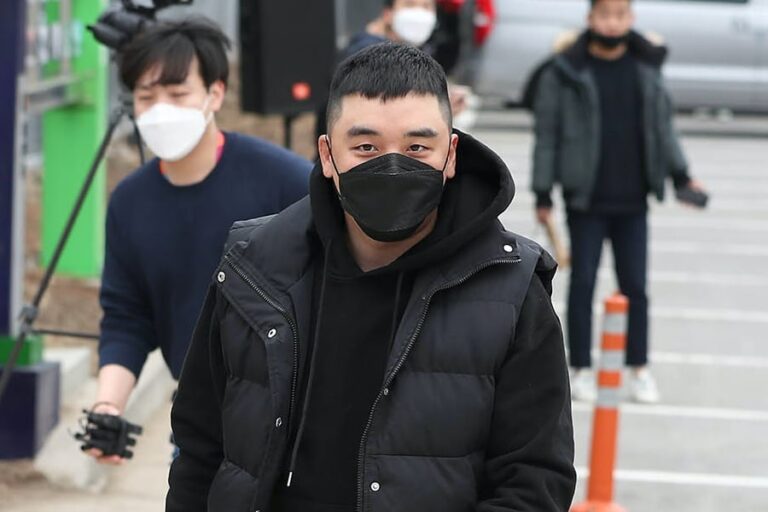 Ex-BIGBANG member and former convict Seungri faces assault inquiry