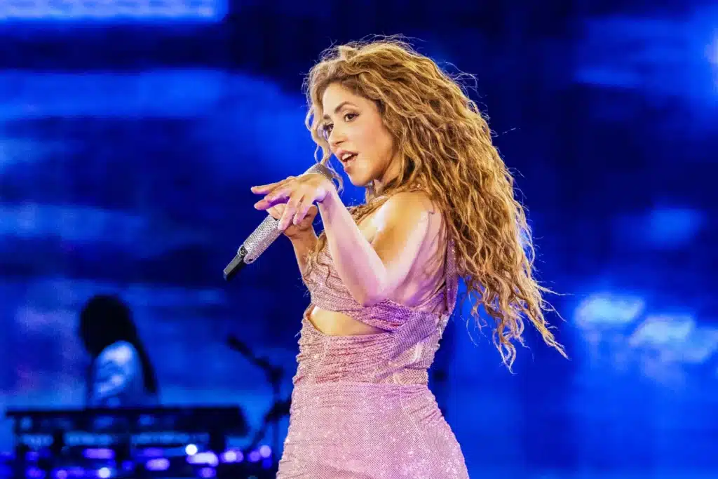 Rasman. Shakira Bishkekda konsert beradi