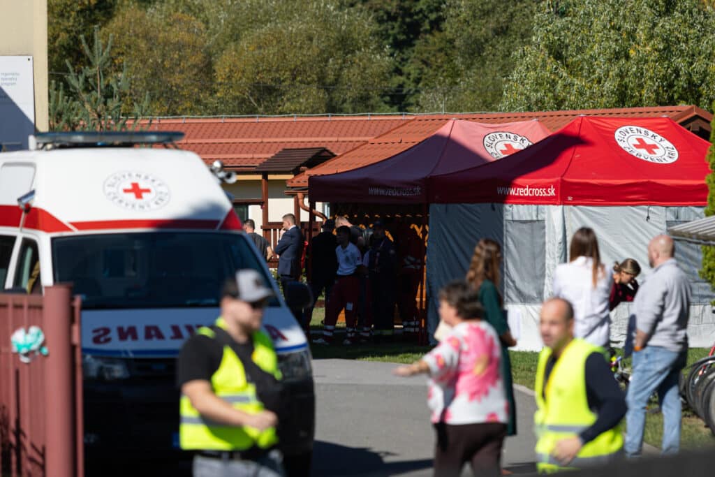 Slovakiyada maktabda o‘quvchi pichoqbozlik qildi: o‘qituvchi halok bo‘ldi