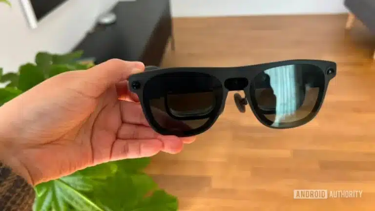 Leaked Meta firmware reveals slim Project Phoenix headset visuals