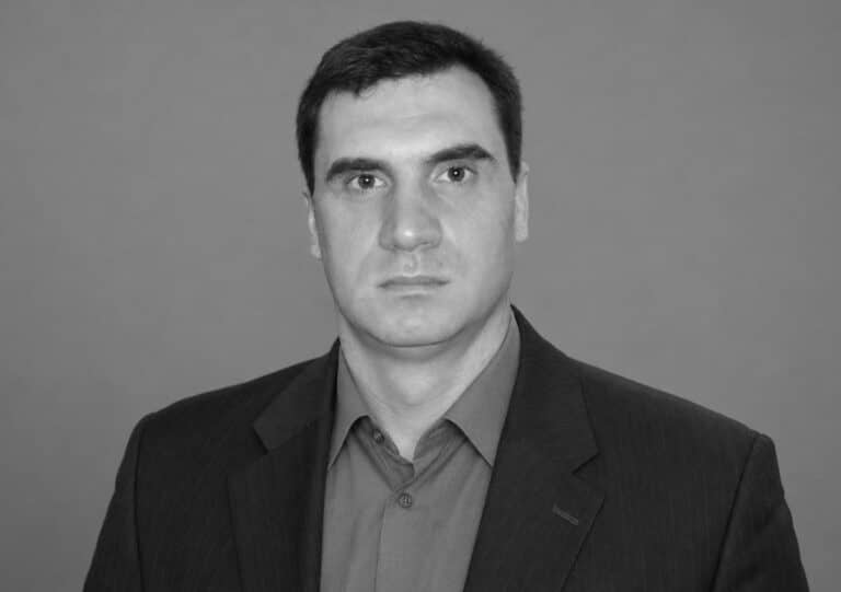 Умер актер «Ментовских войн» Ефим Старцев — ему было 50 лет