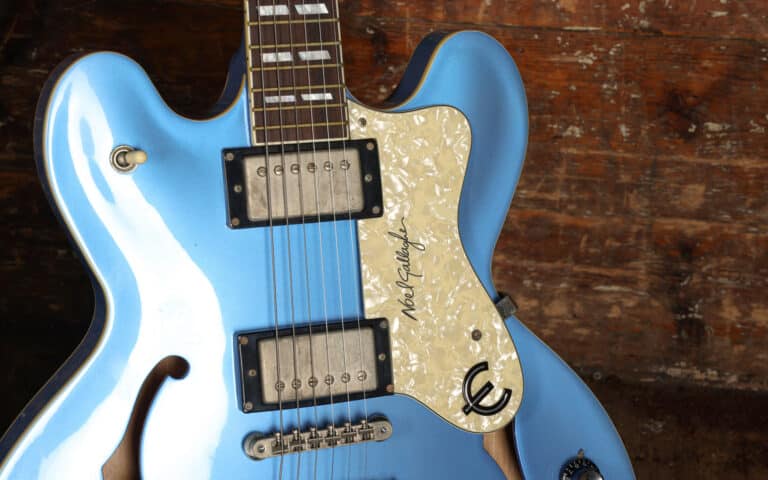 Noel Gallagher guitar sells for £12,000 as rare Oasis tapes pulled