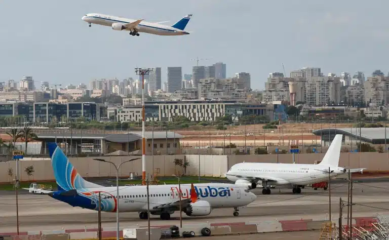 Flydubai остановила рейсы в Израиль после нападения пилота на борту
