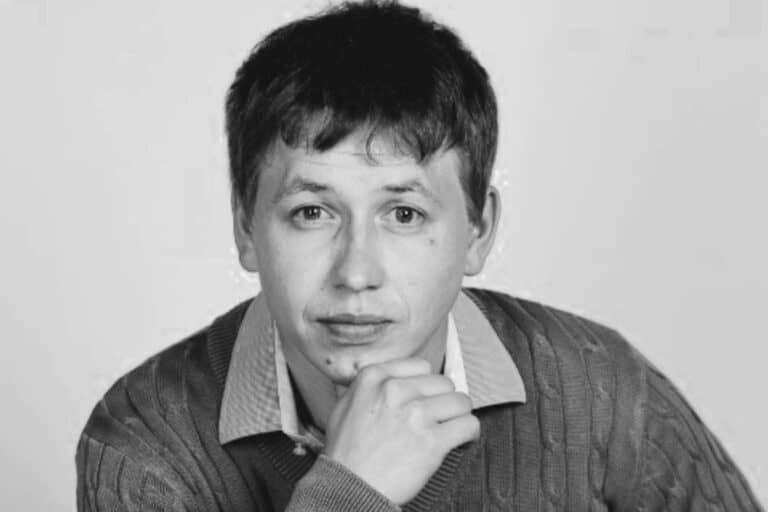 Умер 41-летний актер Владимир Курочкин из сериала «Все по закону»