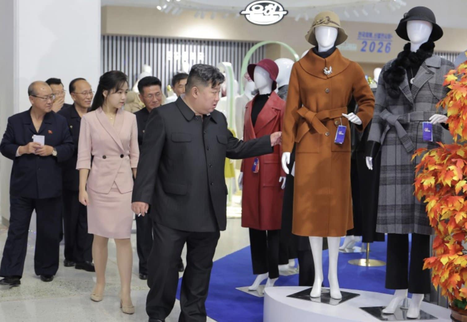 Kim Jong Un death rumours spread online as North Korea releases photos