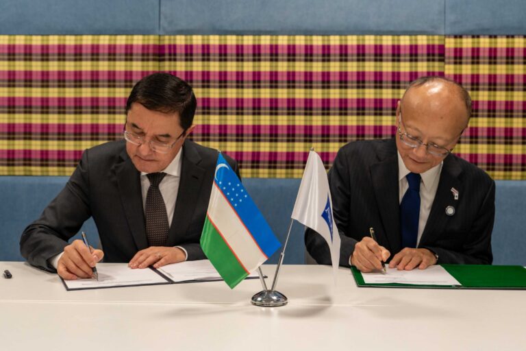 ADB and Uzbekistan sign $200mn deal to modernise power grid