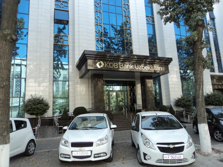 Корейский KDB думает продать бизнес в Узбекистане конкурентам