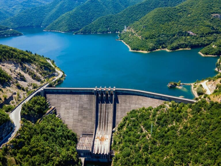 В Узбекистане вдвое снизят налоги для турбизнеса у водохранилищ